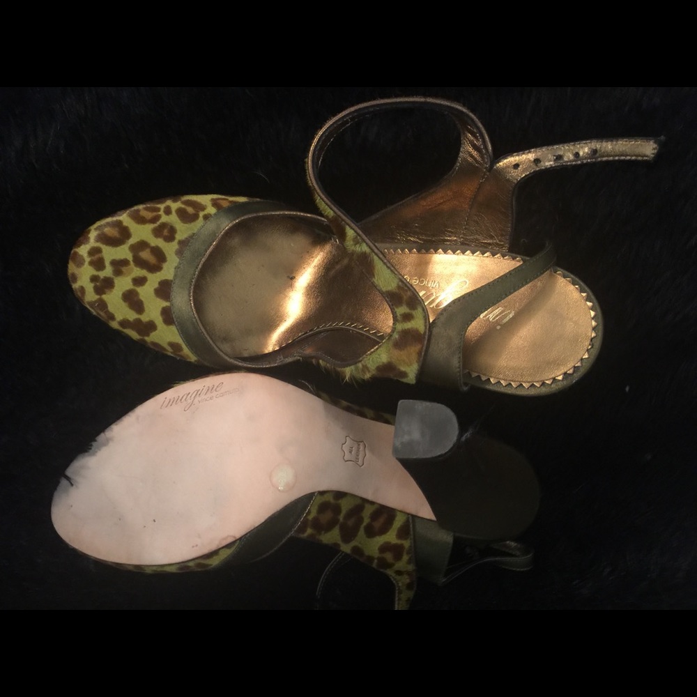 Shoe - Picture 4 of 4
